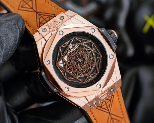 HUBLOT Big Bang Explosion