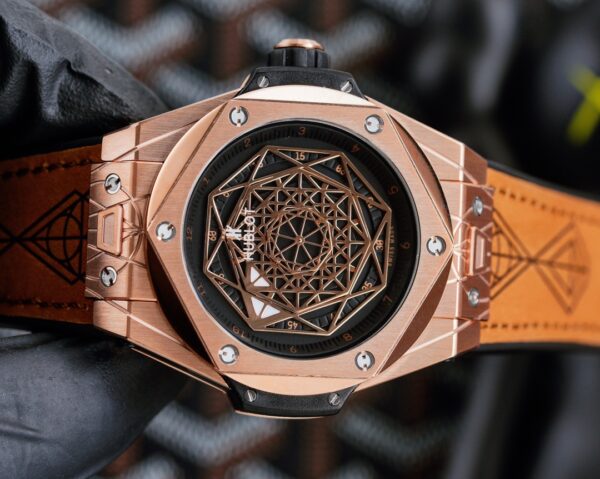 HUBLOT Big Bang Explosion