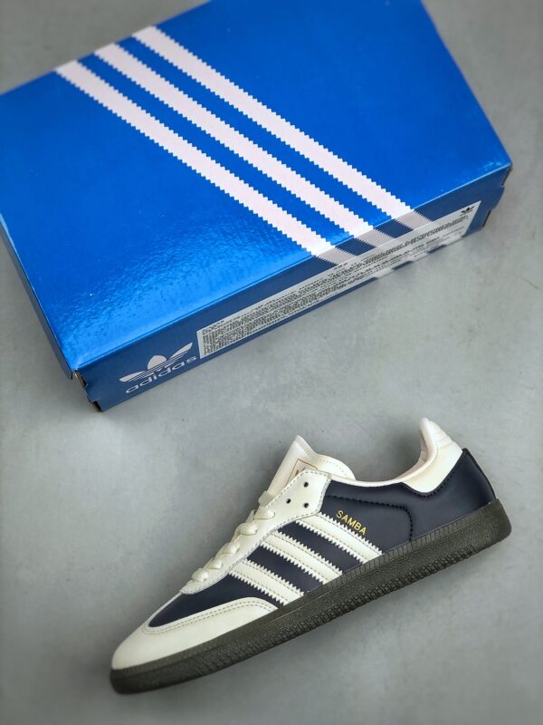 Adidas Classic Retro Casual Board Shoes