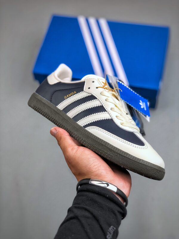 Adidas Classic Retro Casual Board Shoes